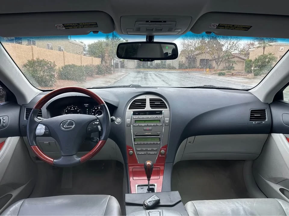 2007 Lexus ES 5th Gen - Image 9 of 20