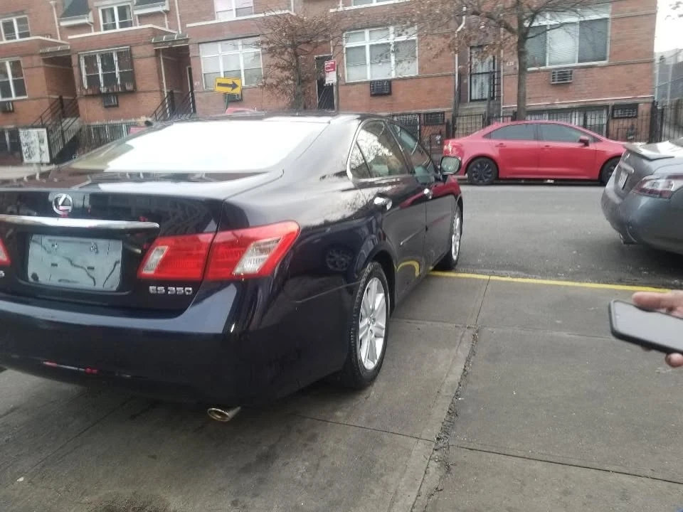 2007 Lexus ES 5th Gen - Image 9 of 12