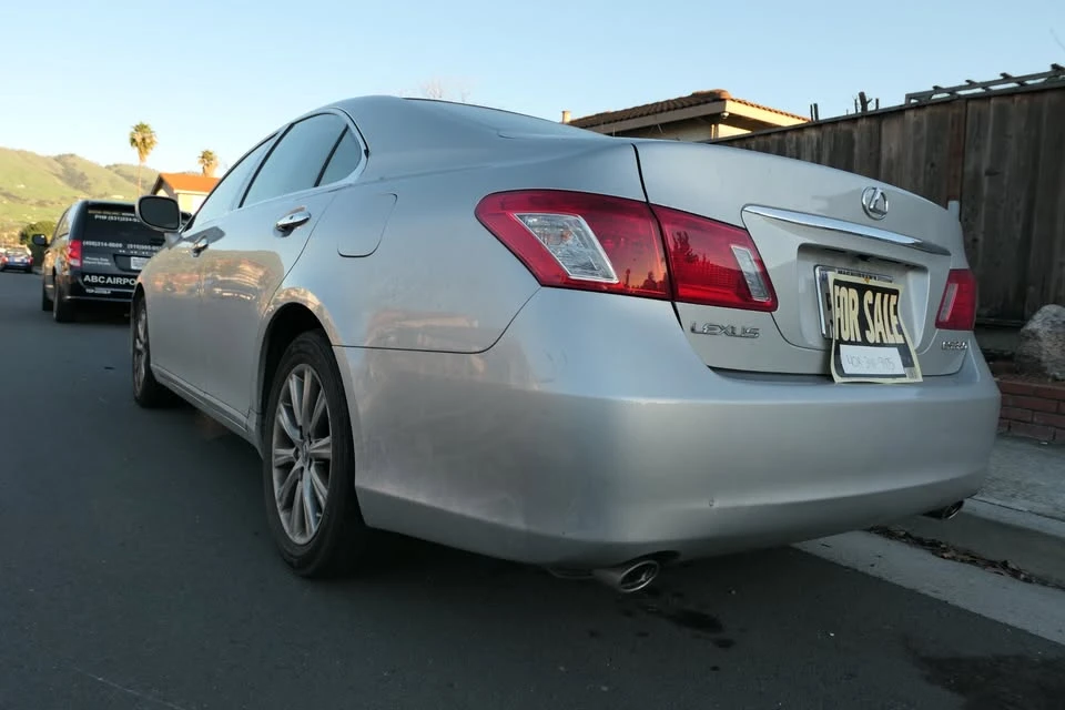2007 Lexus ES 5th Gen - Image 3 of 16