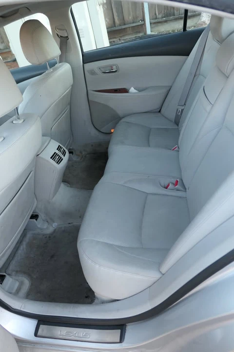 2007 Lexus ES 5th Gen - Image 10 of 16