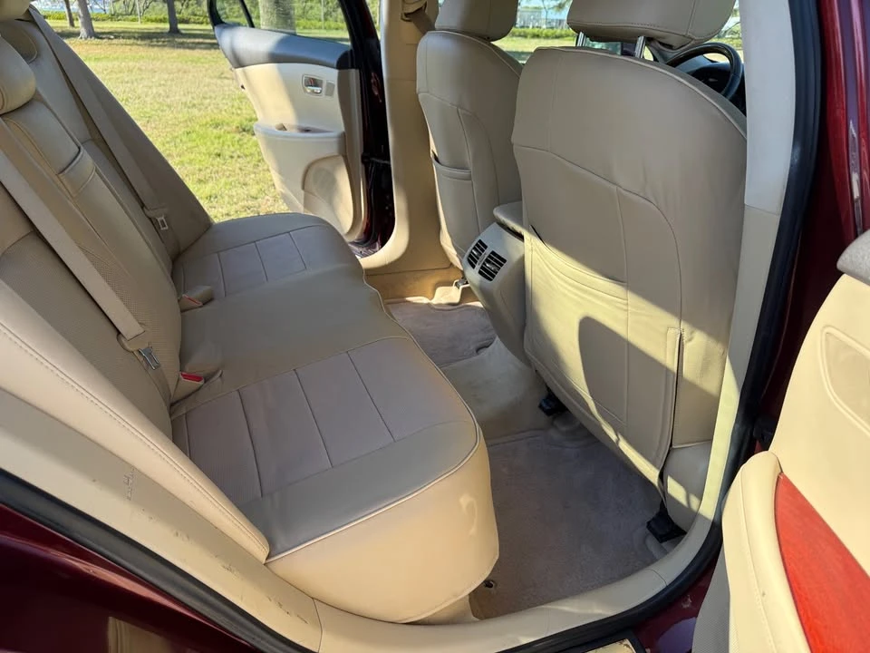2007 Lexus ES 5th Gen - Image 8 of 11