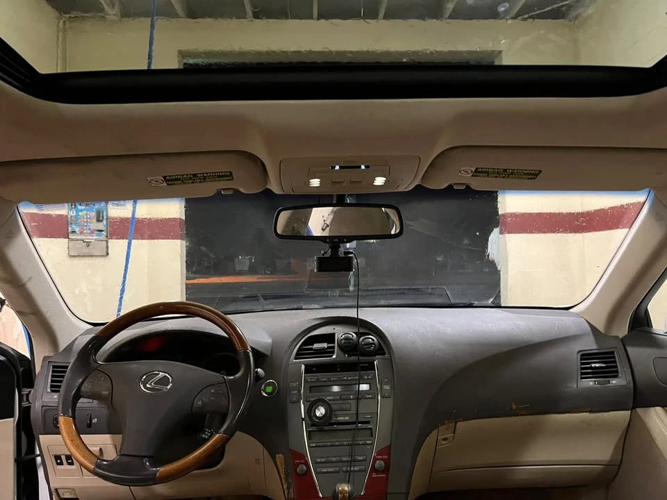 2007 Lexus ES 5th Gen - Image 12 of 16