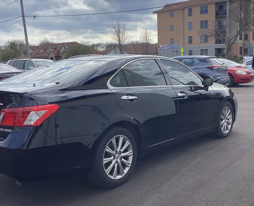 2007 Lexus ES 5th Gen - Image 2 of 11