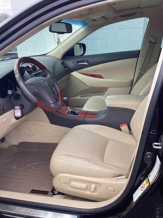 2007 Lexus ES 5th Gen - Image 7 of 11