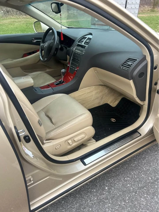 2007 Lexus ES 5th Gen - Image 9 of 15