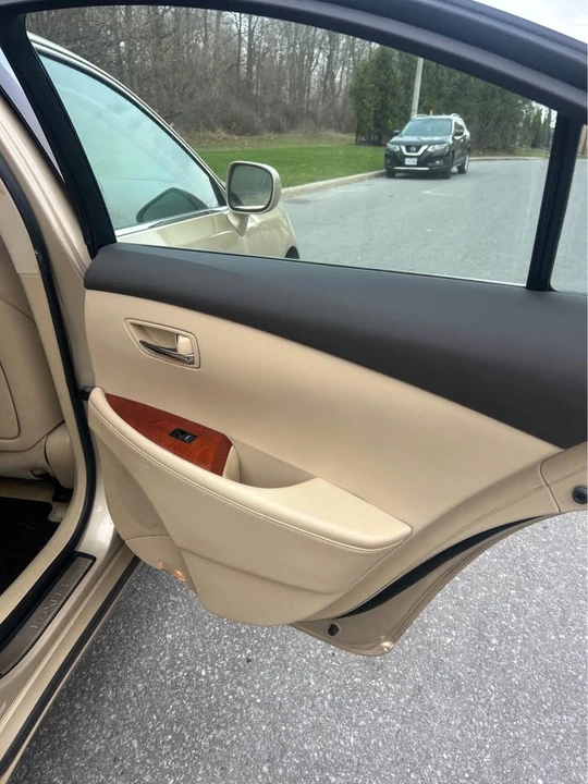 2007 Lexus ES 5th Gen - Image 12 of 15