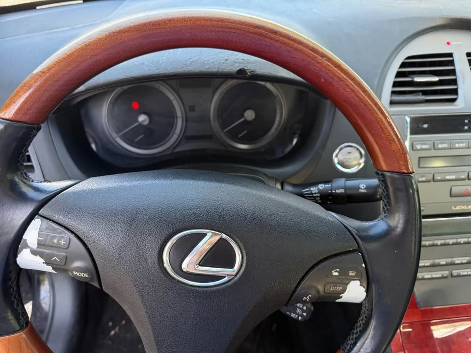 2007 Lexus ES 5th Gen - Image 13 of 16
