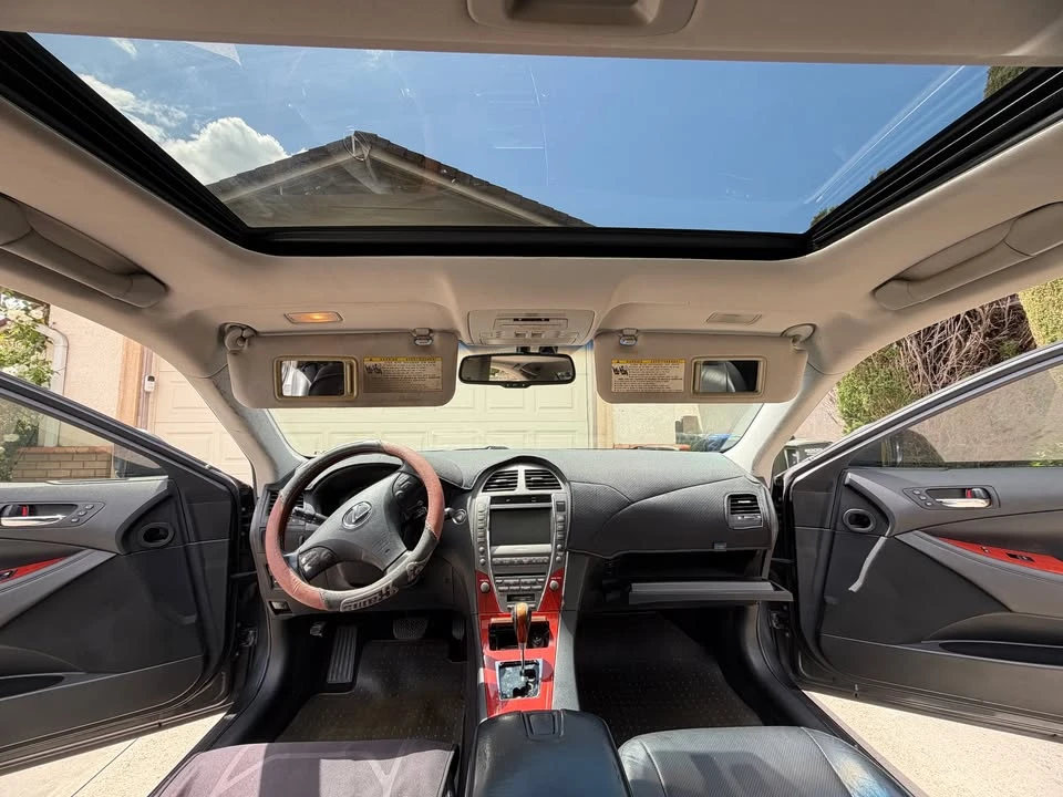 2007 Lexus ES 5th Gen - Image 14 of 17
