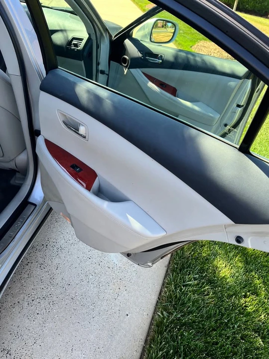 2007 Lexus ES 5th Gen - Image 12 of 14