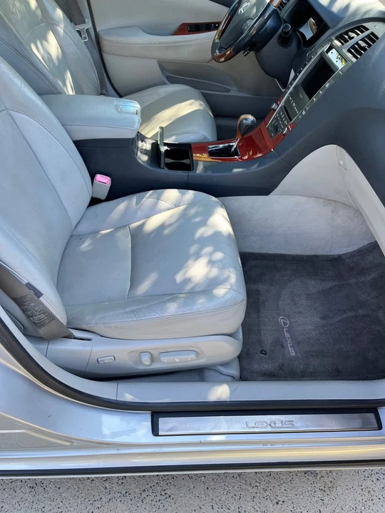 2007 Lexus ES 5th Gen - Image 11 of 14