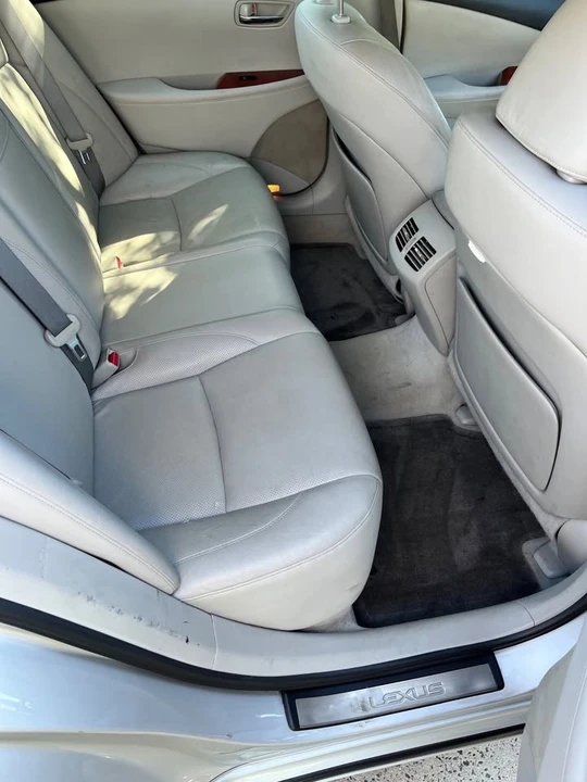 2007 Lexus ES 5th Gen - Image 13 of 14