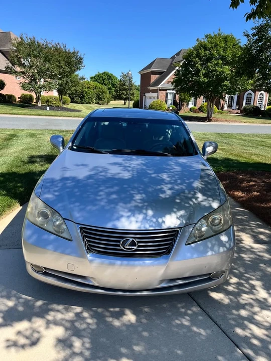 2007 Lexus ES 5th Gen - Image 2 of 14
