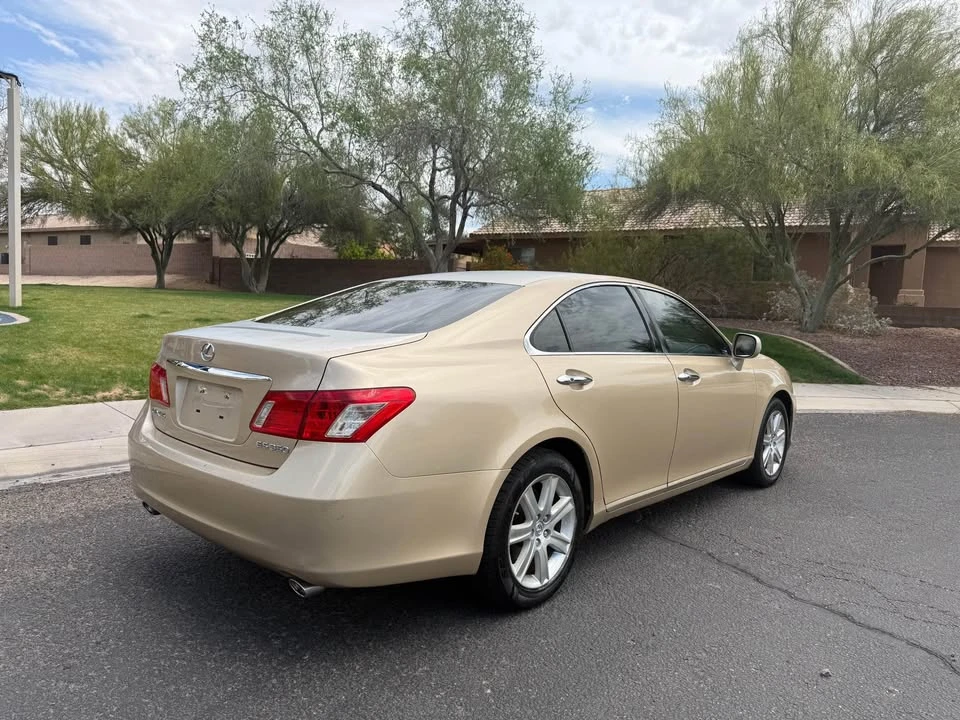 2007 Lexus ES 5th Gen - Image 6 of 10