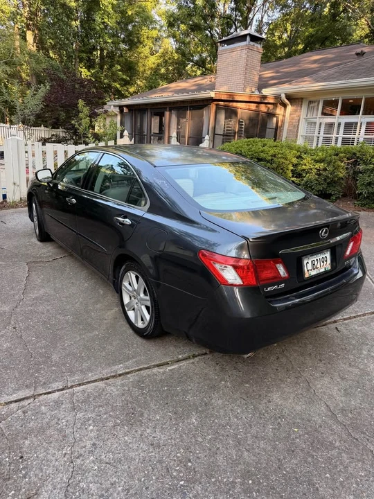 2007 Lexus ES 5th Gen - Image 3 of 16