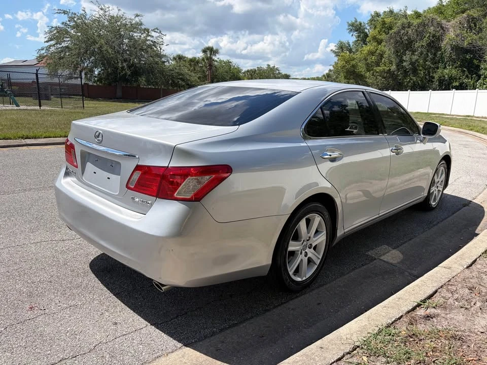 2007 Lexus ES 5th Gen - Image 3 of 10
