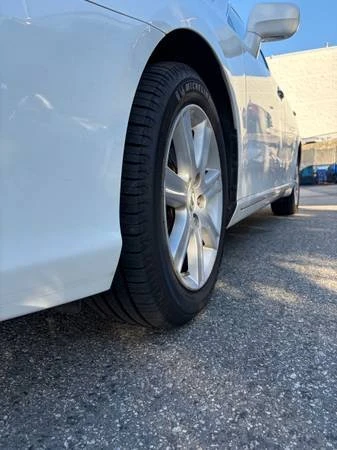 2007 Lexus ES 4th Gen - Image 2 of 11