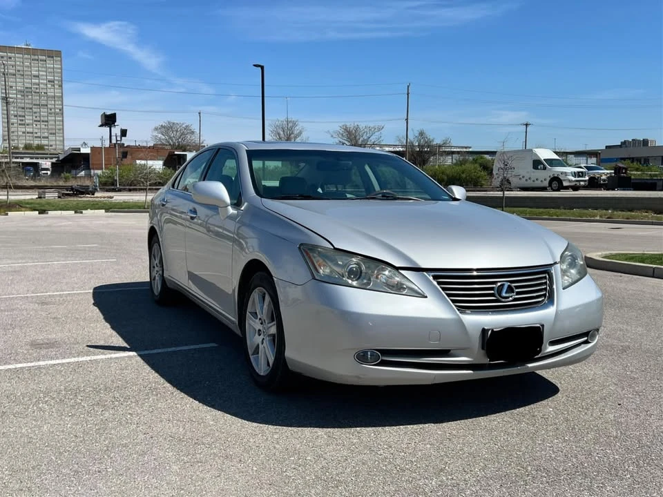2007 Lexus RX 2nd Gen - Image 2 of 16