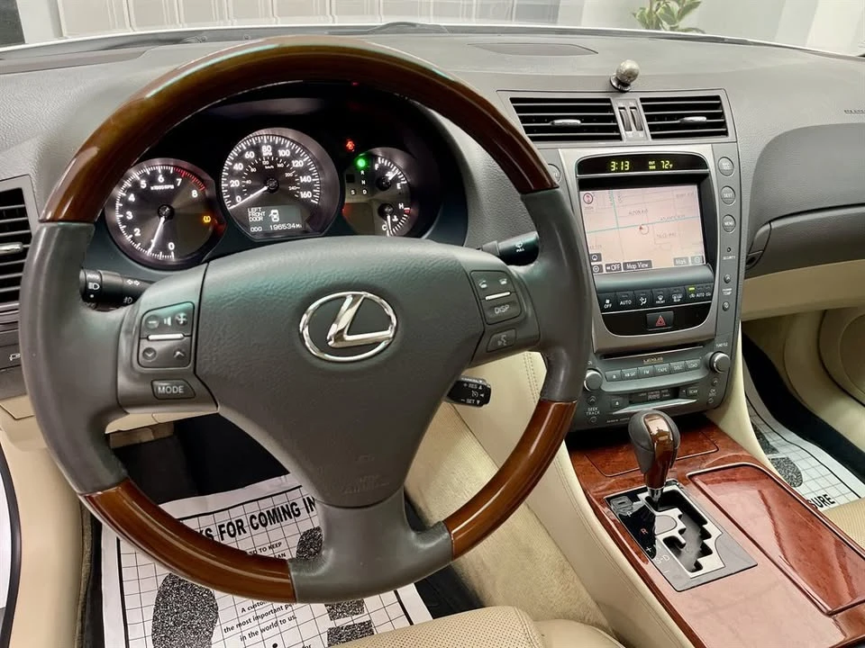 2007 Lexus GS 3rd Gen - Image 9 of 19