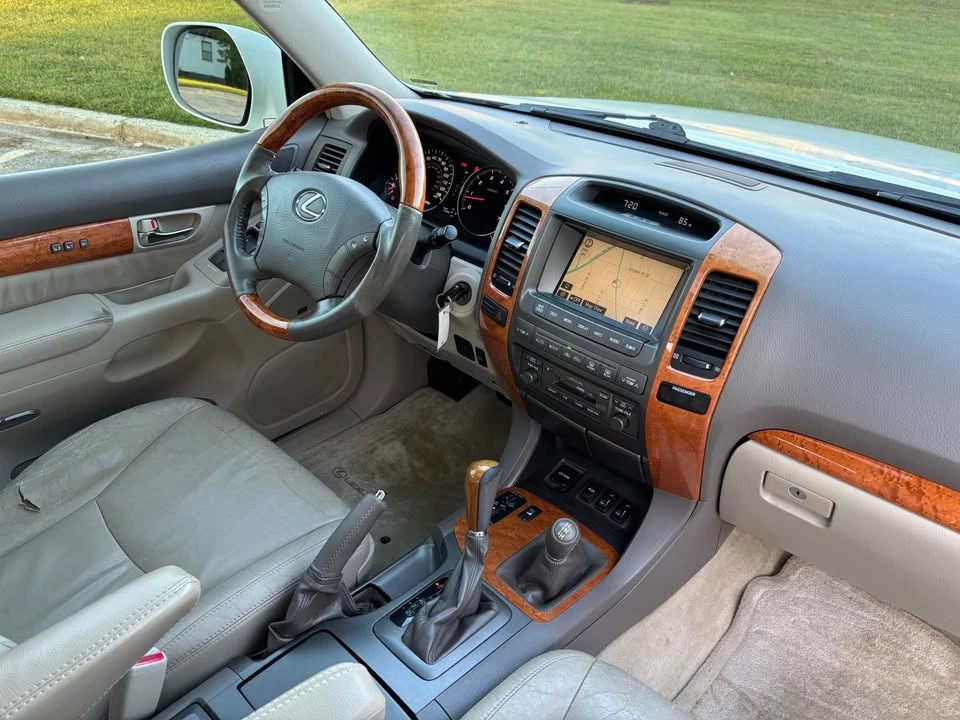 2007 Lexus GX 2nd Gen - Image 15 of 19