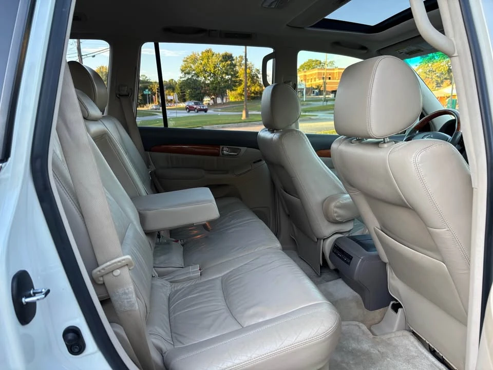 2007 Lexus GX 2nd Gen - Image 11 of 19