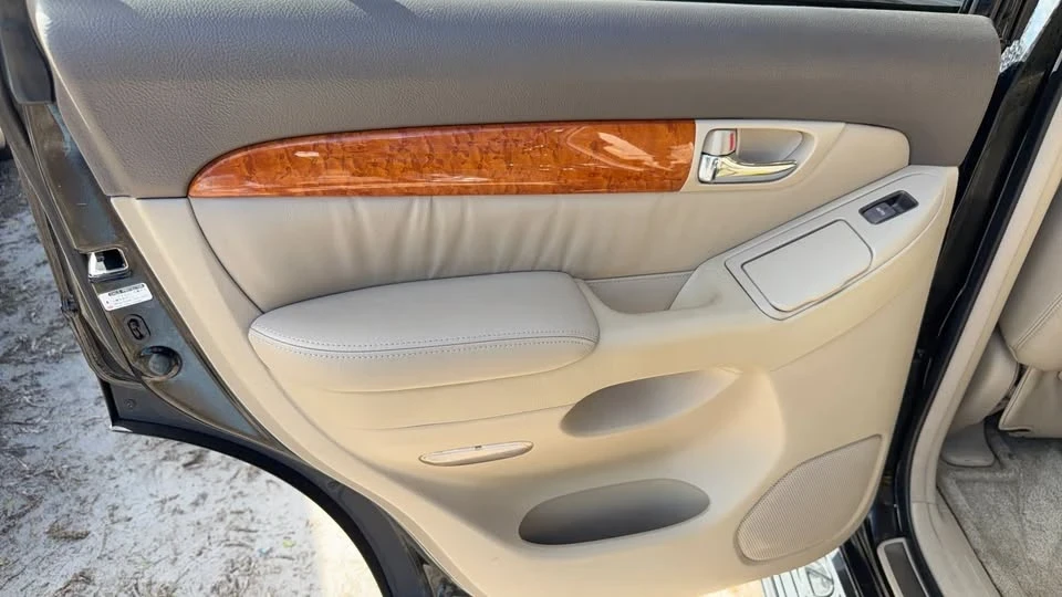 2007 Lexus GX 1st Gen - Image 18 of 20