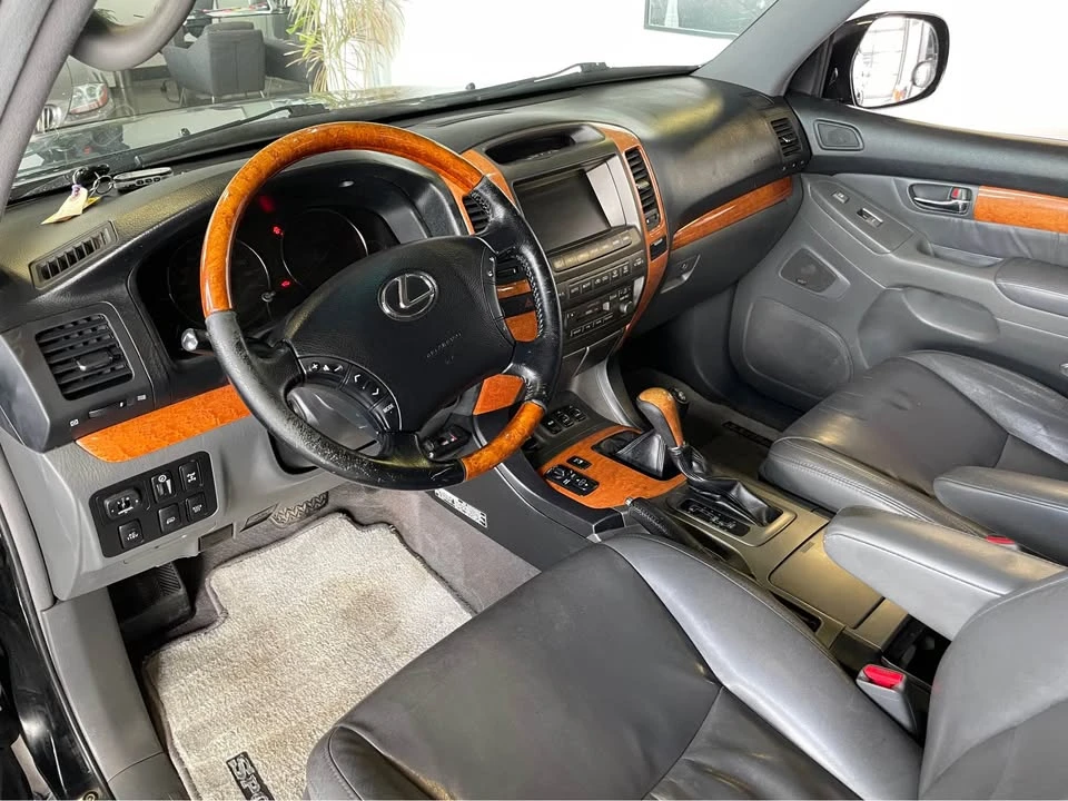 2007 Lexus GX 1st Gen - Image 13 of 20