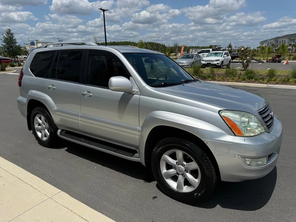 2007 Lexus GX 1st Gen - Image 13 of 19