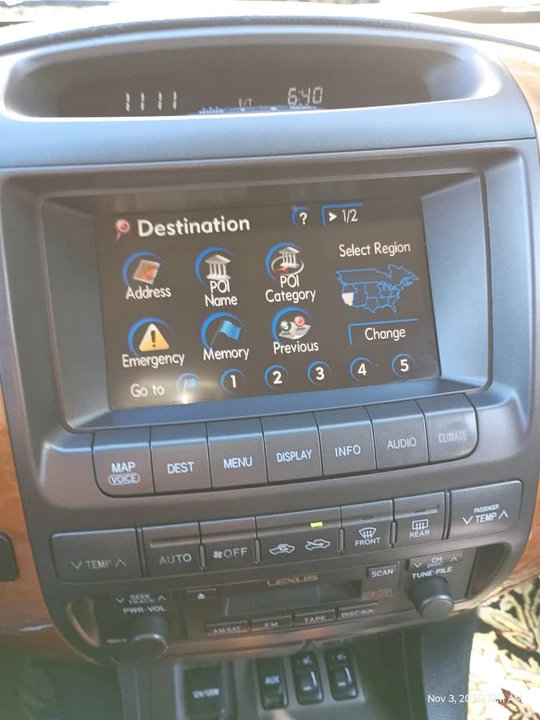 2007 Lexus GX 2nd Gen - Image 9 of 17