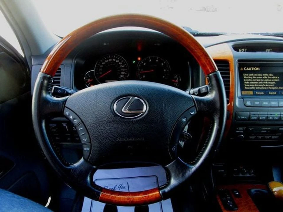 2007 Lexus GX 1st Gen - Image 17 of 18