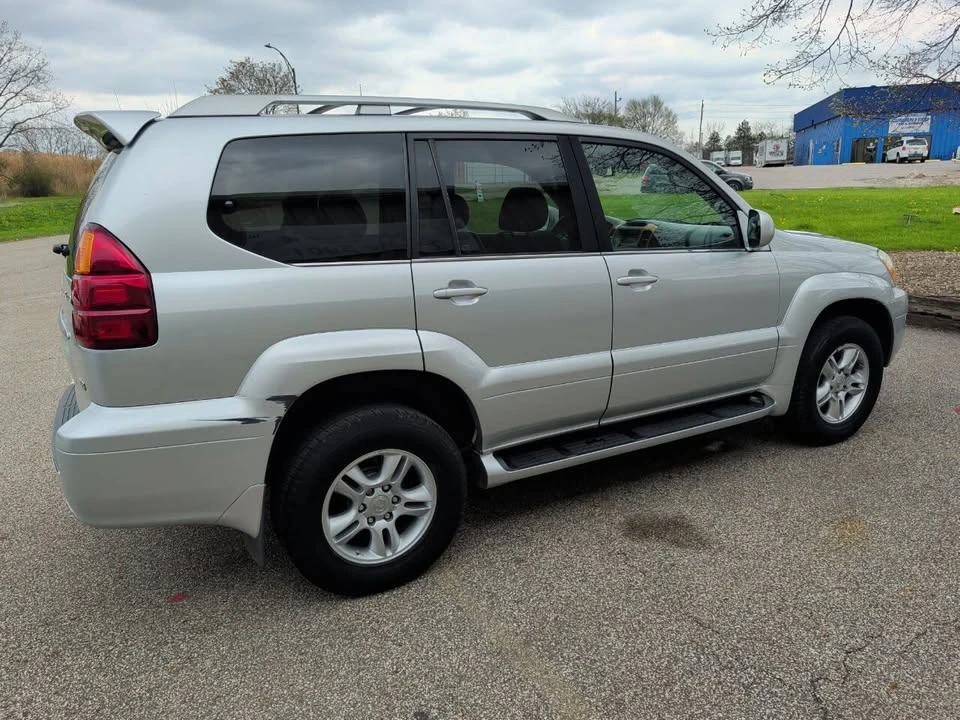 2007 Lexus GX 1st Gen - Image 9 of 20