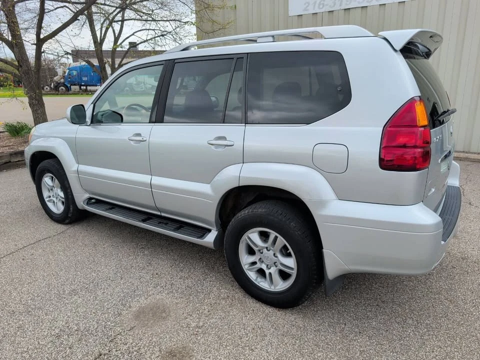 2007 Lexus GX 1st Gen - Image 13 of 20