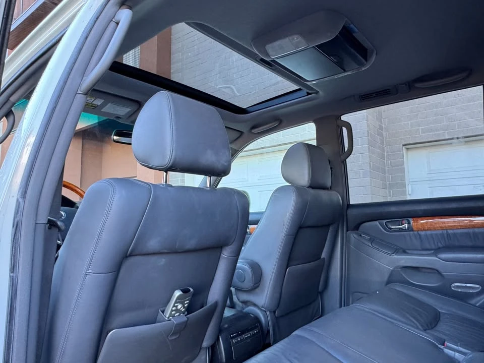 2007 Lexus GX 1st Gen - Image 18 of 20