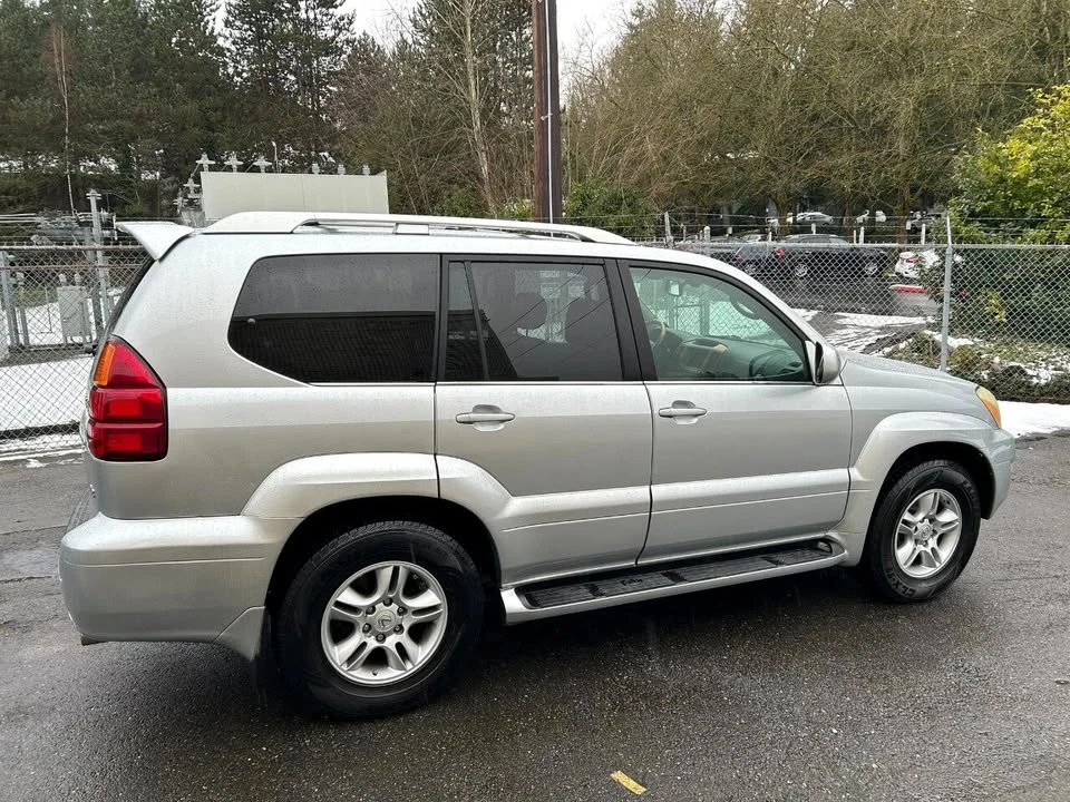 2007 Lexus GX 2nd Gen - Image 3 of 16