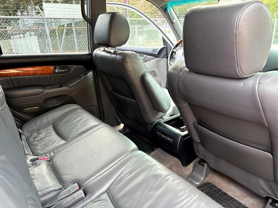 2007 Lexus GX 2nd Gen - Image 12 of 16