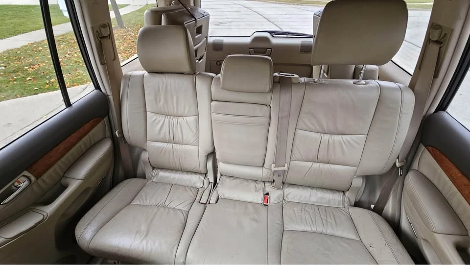 2007 Lexus GX 1st Gen - Image 9 of 13
