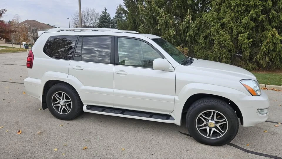 2007 Lexus GX 1st Gen - Image 2 of 13