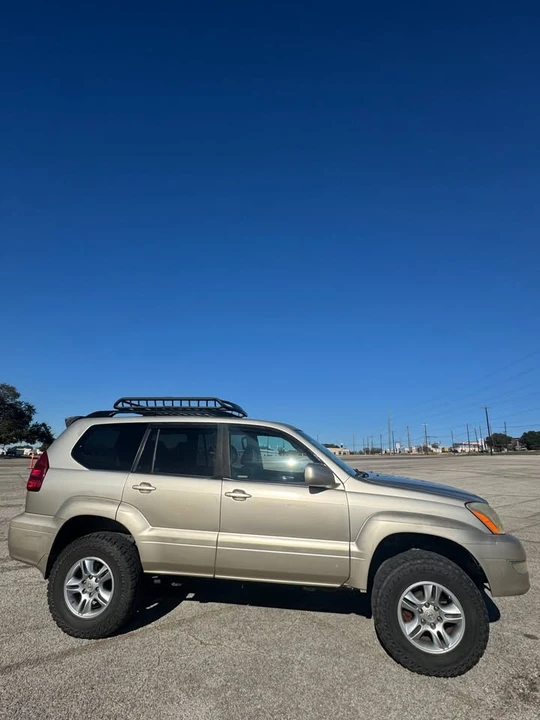 2007 Lexus GX 2nd Gen - Image 6 of 17