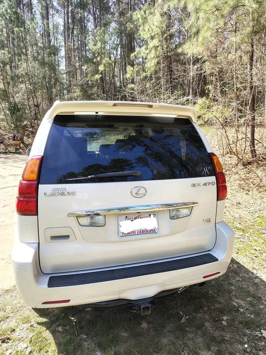 2007 Lexus GX 1st Gen - Image 2 of 10
