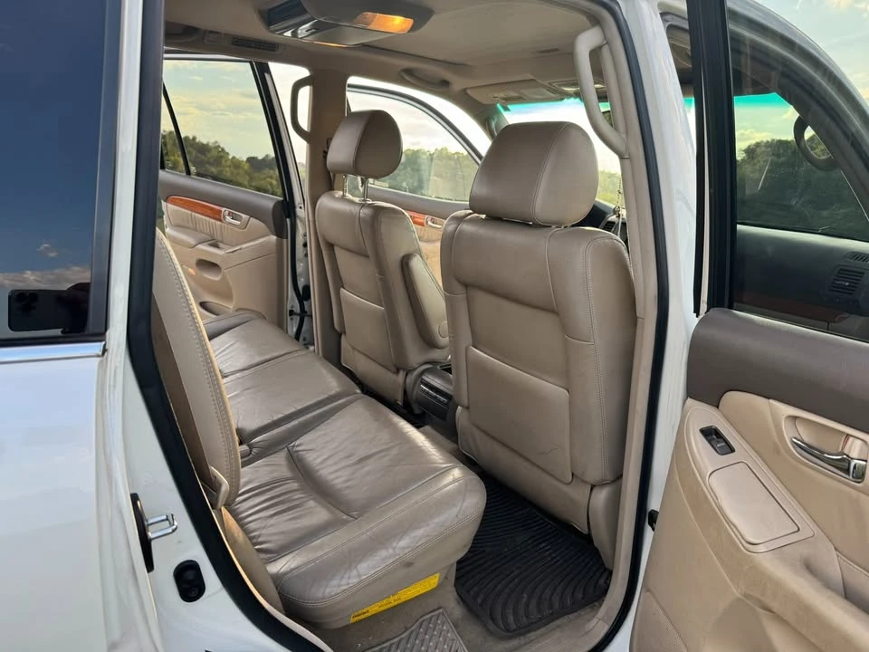 2007 Lexus GX 1st Gen - Image 6 of 9
