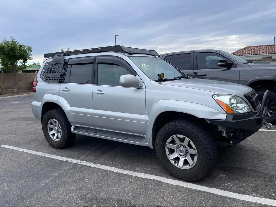 2007 Lexus GX 1st Gen - Image 2 of 14