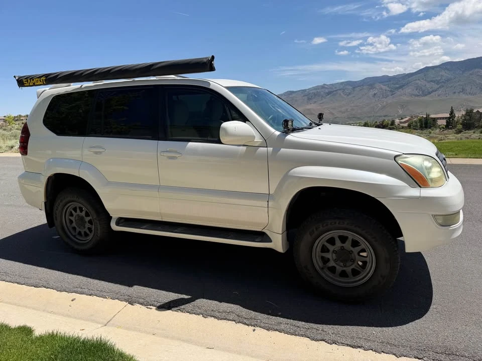 2007 Lexus GX 1st Gen - Image 2 of 20