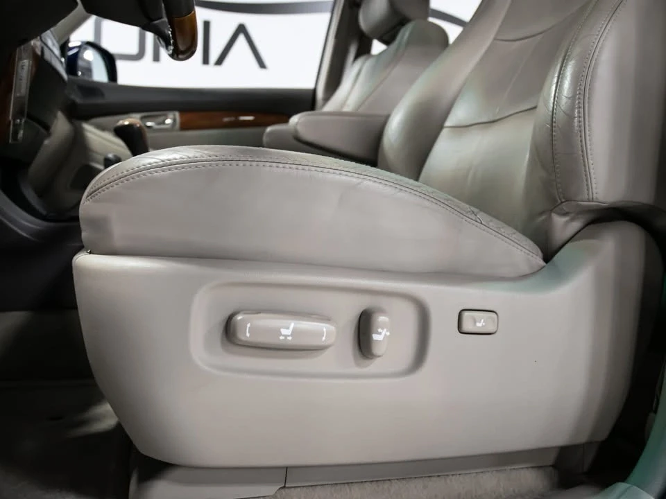 2007 Lexus GX 1st Gen - Image 12 of 17