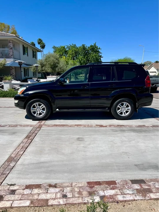 2007 Lexus GX 1st Gen - Image 5 of 18