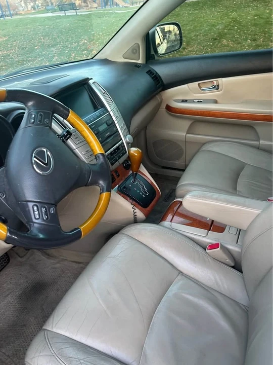 2007 Lexus RX 2nd Gen - Image 3 of 8