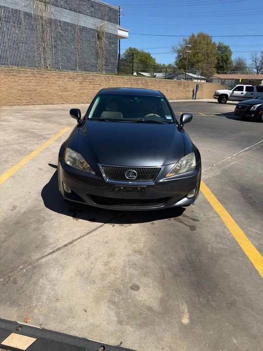 2007 Lexus IS 2nd Gen - Image 4 of 6