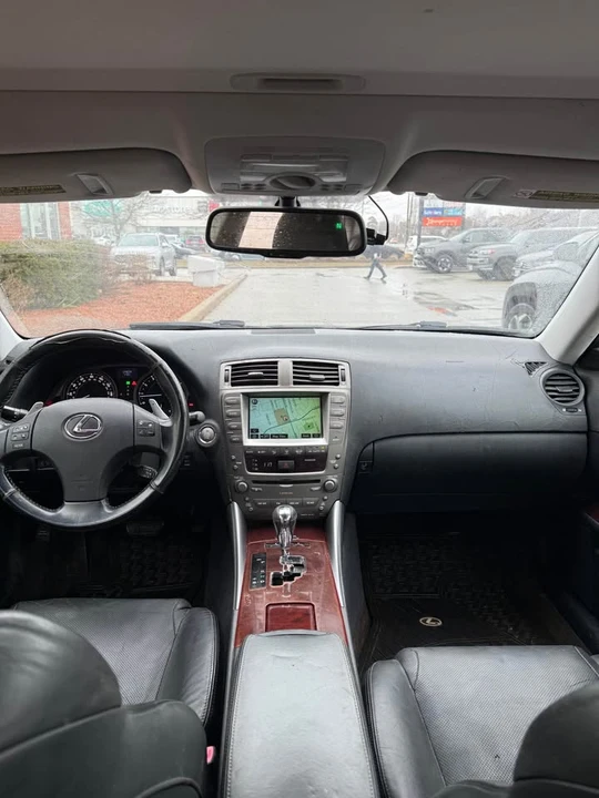 2007 Lexus IS 2nd Gen - Image 10 of 15