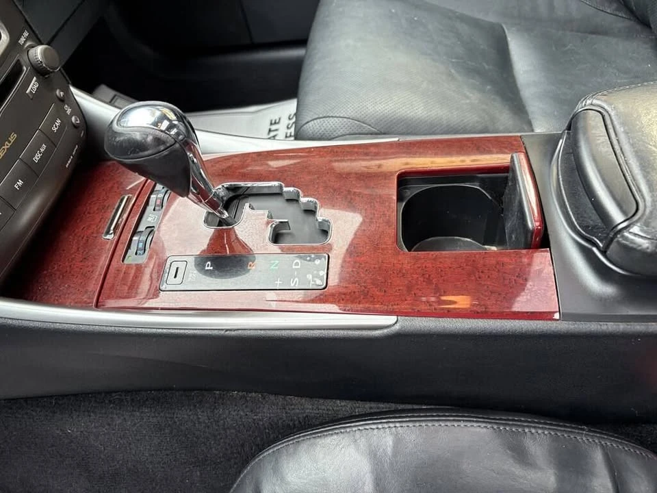 2007 Lexus IS 2nd Gen - Image 15 of 20
