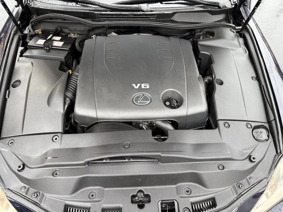 2007 Lexus IS 2nd Gen - Image 17 of 20