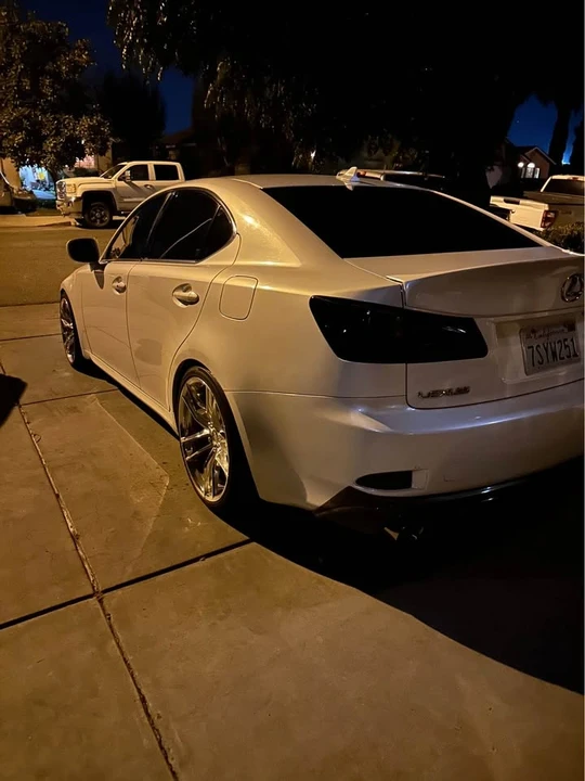 2007 Lexus IS 2nd Gen - Image 9 of 16
