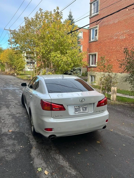 2007 Lexus IS 2nd Gen - Image 4 of 8